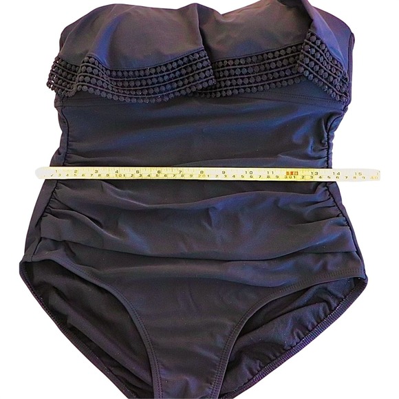Kona Sol Black Crochet Ruffled 1pc Moderate Coverage Swimsuit MEDIUM Vacation - Picture 5 of 10